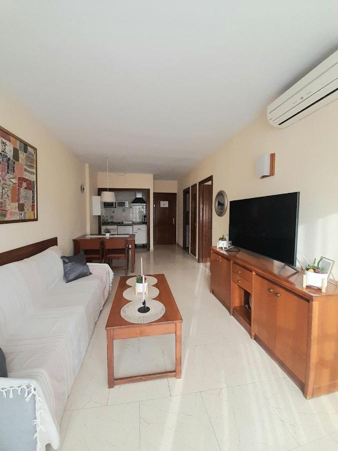 Nice Apartment In Hotel Ronda 4 First Beach Line Fuengirola Luaran gambar