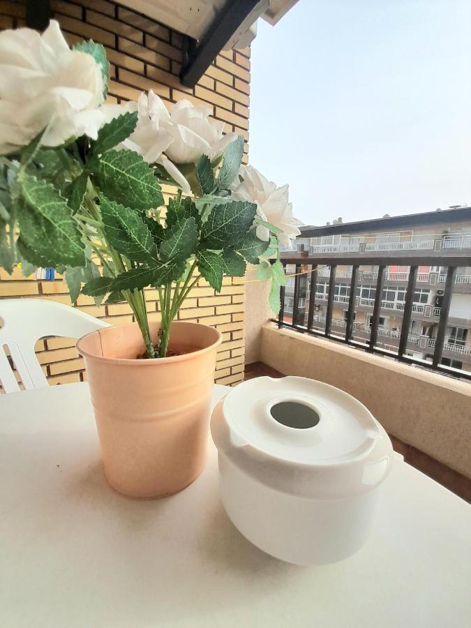 Nice Apartment In Hotel Ronda 4 First Beach Line Fuengirola Luaran gambar